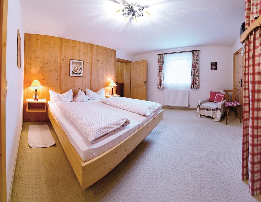 Gasthof Pension Lanzenhof Going am Wilden Kaiser Екстер'єр фото