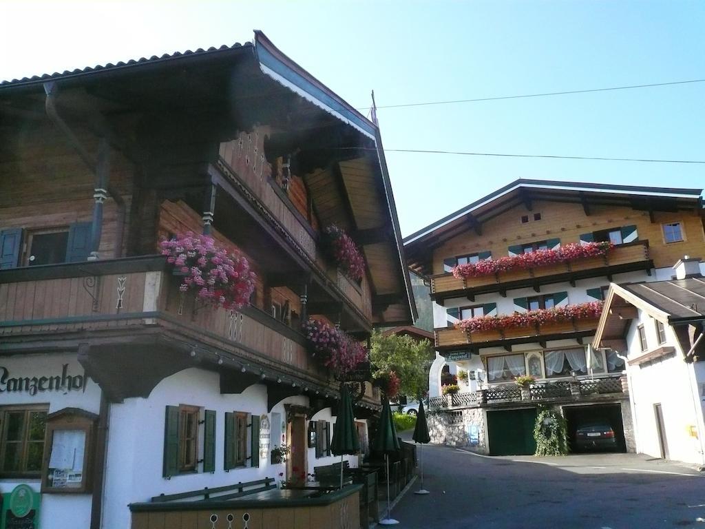 Gasthof Pension Lanzenhof Going am Wilden Kaiser Екстер'єр фото